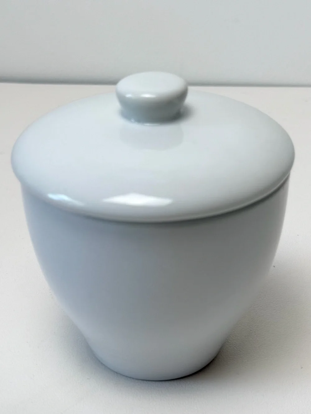 Pottery Barn covered Sugar Bowl Great White Lidded Large Durable Ceramic